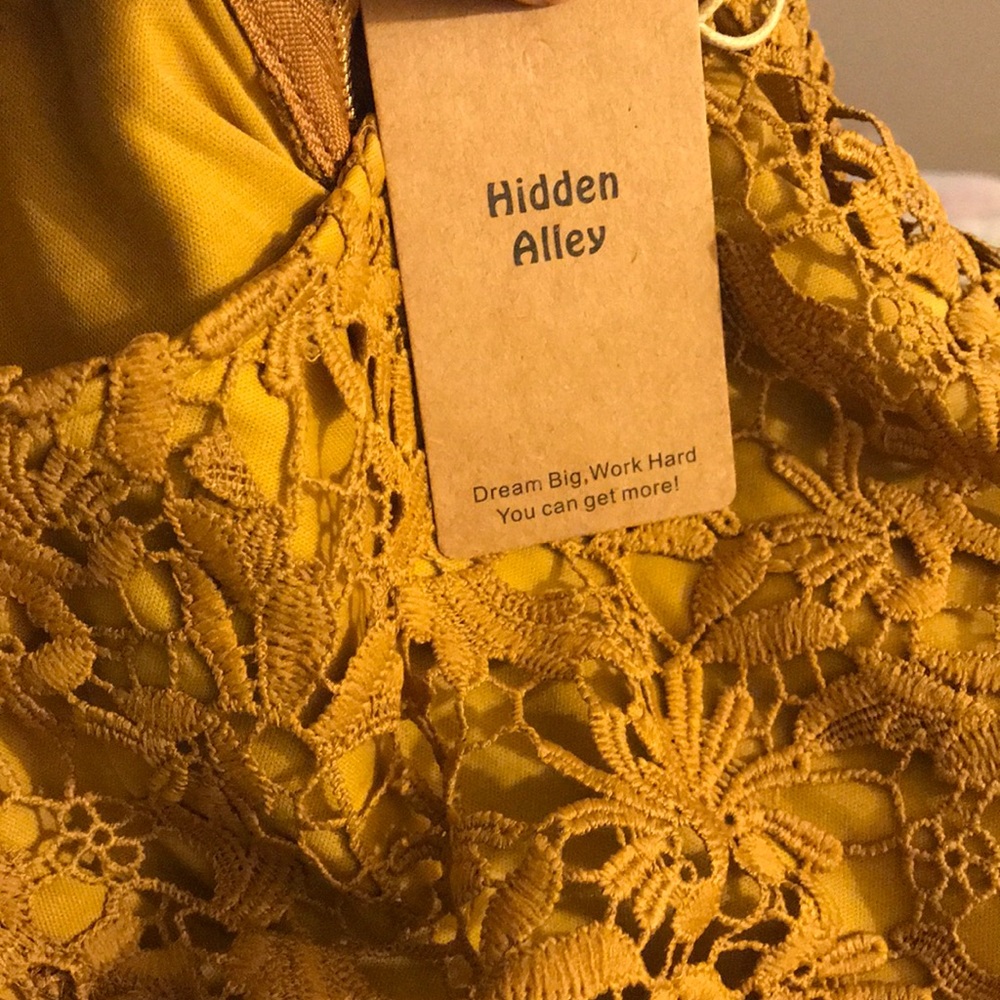 Dress ✨ - Picture 3 of 3